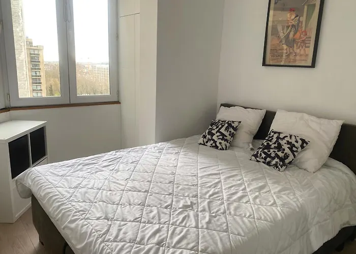 Апартаменти Bel Air - Renovated With Breathtaking Sea View T5 *